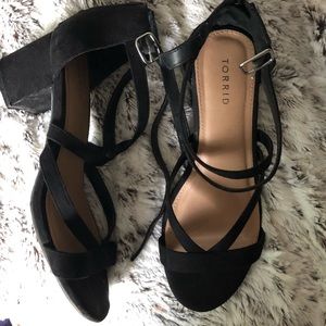 torrid short heels barely worn